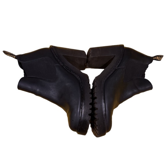 DR MARTENS CHELSEA HURSTON BLACK LEATHER LUG SOLE HEELED ANKLE BOOTS 9 - Picture 4 of 13